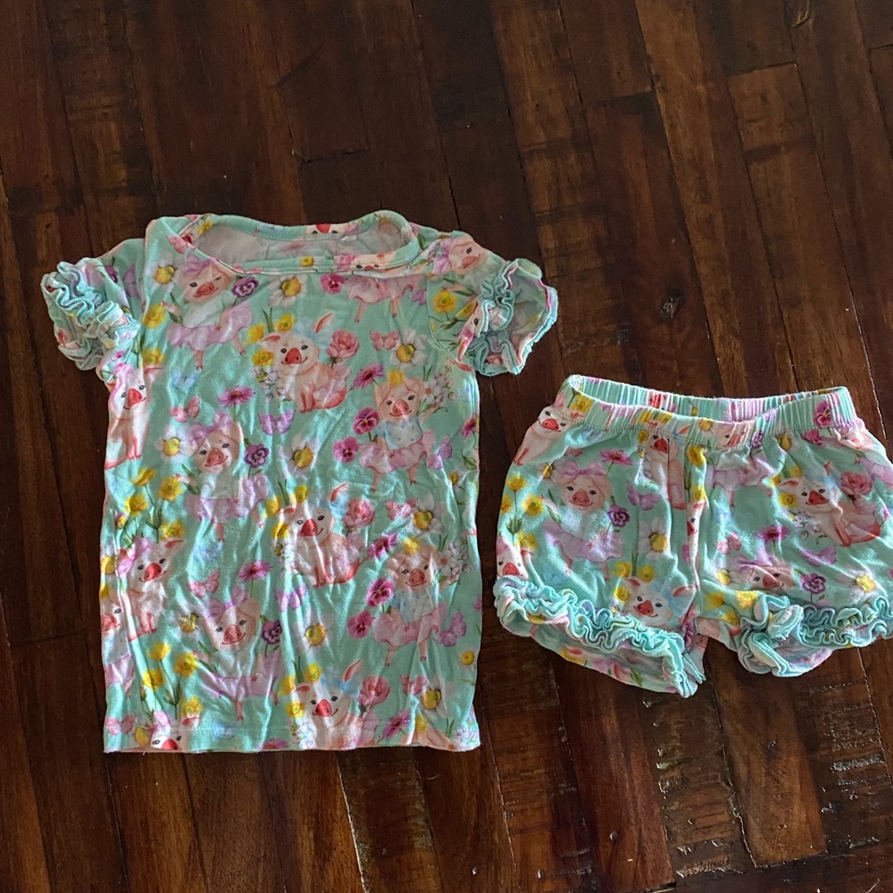 Posh Peanut Missy Pig Print Short Pajamas